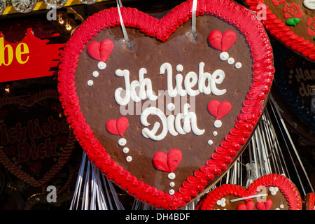 Lebkuchenherzen auf dem Oktoberfest in München, Bayern, Deutschland Stockfoto