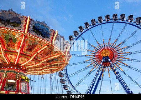 Spaß auf dem Oktoberfest Oktoberfest, Bayern Deutschland Stockfoto