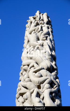 Der Monolith, Vigeland Skulpturenpark, Granit Skulpturen des Bildhauers Gustav Vigeland. norwegische Oslo, Norwegen Stockfoto