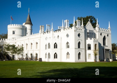 Exterieur der Strawberry Hill House, Saint Marys University, Twickenham. Middlesex. UK., nach der Restaurierung mit Lotterie Finanzierung. Stockfoto