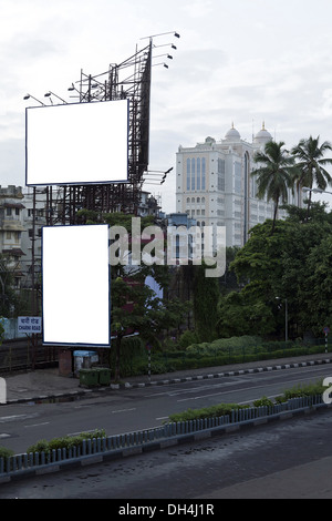 Leere Werbung Horten Charni Straße Mumbai Maharashtra Indien Asien Juli 2012 Stockfoto