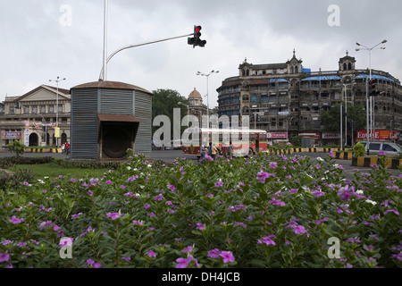 Alte Gebäude Jer Mahal gegenüber Metro Kino Halle Dhobi Talao Mumbai Maharashtra Indien Asien Juli 2012