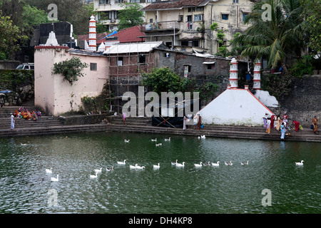 Banganga Tank Walkeshwar Temple Mumbai Maharashtra Indien Asien Aug 2012 Stockfoto