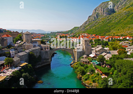 Neu Brücke Stari Most in Mostar, Bosnien-Herzegovina. Stockfoto