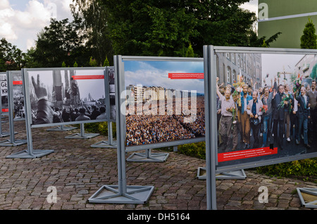 Ausstellung über die Geschichte der Solidarität, Gewerkschaft die polnischen, auf dem Platz vor dem Haupttor der Danziger Werft Stockfoto