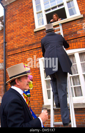 Tutti Männer, Tutti Tag, traditionellen jährlichen Hocktide Festival, Hungerford, Berkshire, England Stockfoto