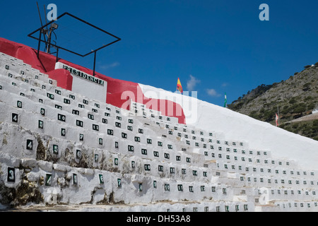 Sitzgelegenheiten an der Mijas Stierkampfarena, Costa Del Sol, Andalusien, Spanien. Stockfoto