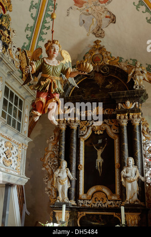 tauft Engel und barocken Interieur der St. Johannes in Rerik, Mecklenburg hierher Pommern, Deutschland Stockfoto