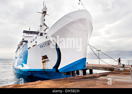 Moby Lines Fähre im Hafen Cavo, Porto Cavo, Insel Elba, Italien, Europa Stockfoto