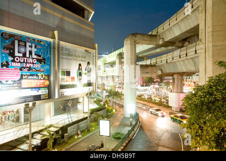 Thanon Rama i., Siam Square, BTS Skytrain, Bangkok, Thailand Stockfoto