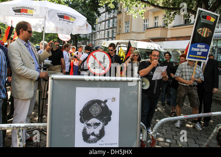 Mohammed-Karikatur, Kurt Wesegaard, Anti-Islam-Rallye, Proteste, Vigil der rechten populistischen "Pro-Deutschland" Partei in Stockfoto