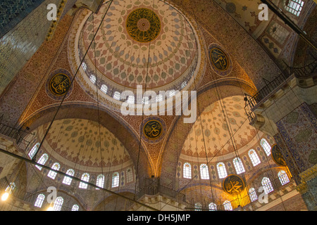 Kuppel, neue Moschee, Innenraum, Istanbul, Istanbul, Provinz Istanbul, Türkei Stockfoto