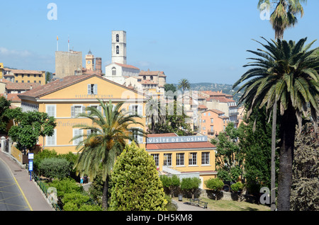 Panoramaaussicht über das Fragonard Parfümeriemuseum und die Parfümerie Altstadt, Das Historische Viertel und die Gärten Grasse Alpes-Maritimes Frankreich Stockfoto