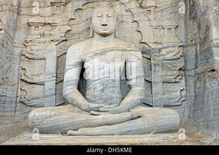 Buddha-Statue, Meditationshaltung, Dhyana und Samadhi Mudra, Gal Vihara, Polonnaruwa, Sri Lanka, Ceylon, Asien Stockfoto