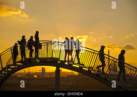 Wahrzeichen "Tiger & Turtle - Magic Mountain" von Heike Mutter und Ulrich Genth, begehbare Skulptur in Form einer Walze Stockfoto