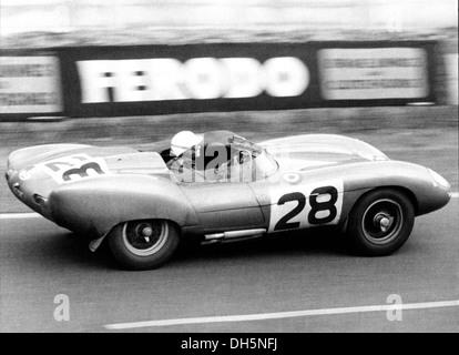 Peter Bolton-Dickie Stoop AC Ace LM Bristol der 8. Platz bei den 24-Stunden-Rennen von Le Mans, Frankreich 22. Juni 1958 fertiggestellt. Stockfoto