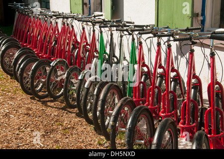 Eine Reihe von downhill-Roller, Oytal-Tal in der Nähe von Oberstdorf, Allgäuer Alpen, Landkreis Oberallgäu, Bayern, PublicGround Stockfoto