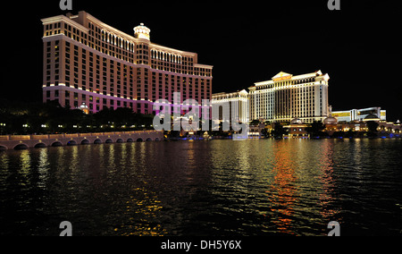 Nachtaufnahme, Luxushotels, Casinos, Bellagio, Caesars Palace, The Mirage, Las Vegas, Nevada, Vereinigte Staaten von Amerika, USA Stockfoto