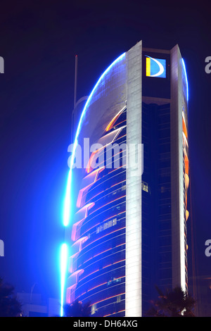 Doha Bank Tower bei Nacht, Doha, Doha, Katar Stockfoto