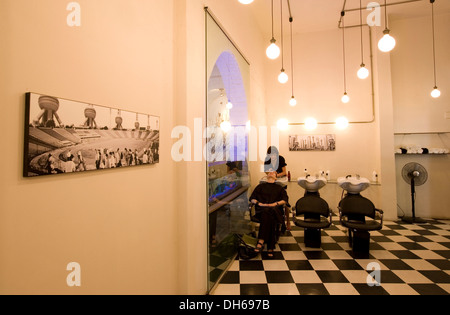 "Narbe Hair", modernen Friseur in Kloof Street, Cape Town, Western Cape, Südafrika, Afrika Stockfoto