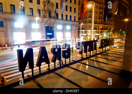 Verkehr in der Gran Vía, Madrid, Spanien, Europa Stockfoto