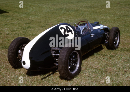 Cooper-Climax T51, Donington Park, Melbourne Loop ca. 1978 während der Tests von Phil Hill für Straße und Rennstrecke magazine Australia. Stockfoto