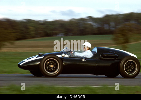 Cooper-Climax T51, Donington Park, Melbourne Loop ca. 1978 während der Tests von Phil Hill für Straße und Rennstrecke magazine Australia. Stockfoto