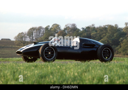 Cooper-Climax T51, Donington Park, Melbourne Loop ca. 1978 während der Tests von Phil Hill für Straße und Rennstrecke magazine Australia. Stockfoto