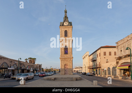 Tel Aviv alten Uhrturm in jaffe Stockfoto