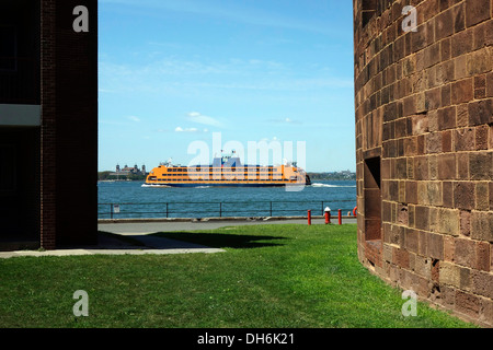 Staten Island Ferry Szene von Governors Island NYC Stockfoto