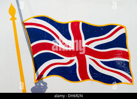 Union Jack gemalt auf der Seite ein Fischerboot Tölt, Northumberland England UK Stockfoto