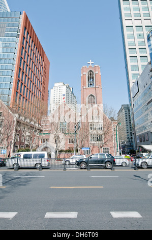 Die Moore-Gedächtnis-Kirche, heute bekannt als Mu'en Kirche bei 316 Xizang Zhong Lu, Huangpu District in Shanghai, China Stockfoto