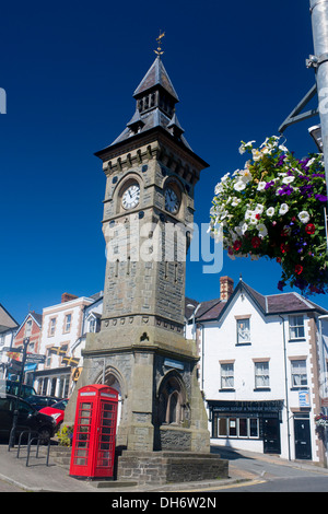 Knighton Uhrturm Powys Mitte Wales UK Stockfoto