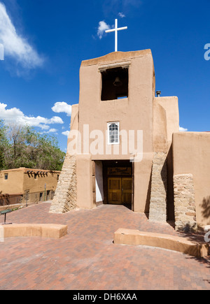 Die 17thC San Miguel Mission, eine der ältesten Kirchen in den USA, Santa Fe, New Mexico Stockfoto