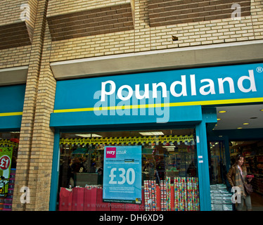 Poundland speichern, Woolwich Town Centre, London, England, Vereinigtes Königreich Stockfoto