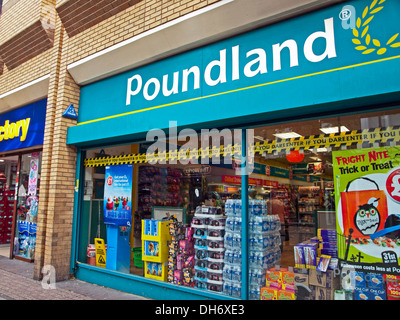 Poundland speichern, Woolwich Town Centre, London, England, Vereinigtes Königreich Stockfoto