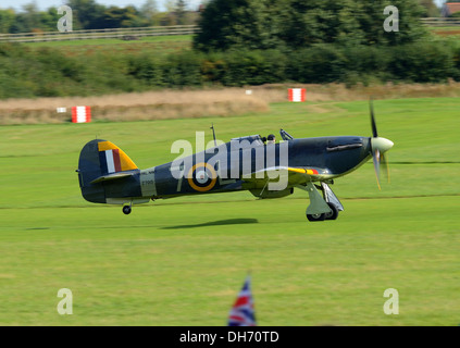 RAF Hawker Sea Hurricane, WW2 Jagdflugzeug aus der Shuttleworth Collection am Oktober Tag 2003, Biggleswade UK fliegen fliegen Stockfoto