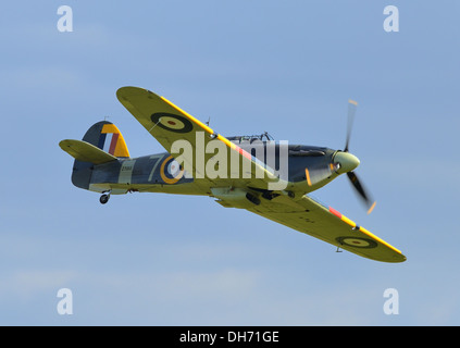 RAF Hawker Sea Hurricane, WW2 Jagdflugzeug aus der Shuttleworth Collection am Oktober Tag 2003, Biggleswade UK fliegen fliegen Stockfoto