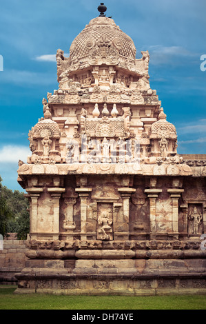 Gangaikonda Cholapuram Tempel über blauen Himmel. Süd-Indien, Tamil Nadu, Thanjavur (Trichy) Stockfoto