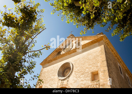 Fassade des königlichen Kartause von Valldemossa, Serra de Tramuntana, Mallorca, Balearen, Spanien Stockfoto