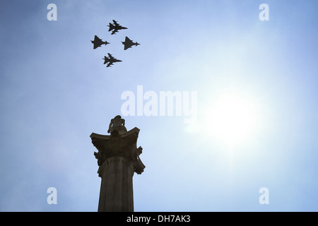 Durchflug für HM Royal Königinnentag in London Stockfoto