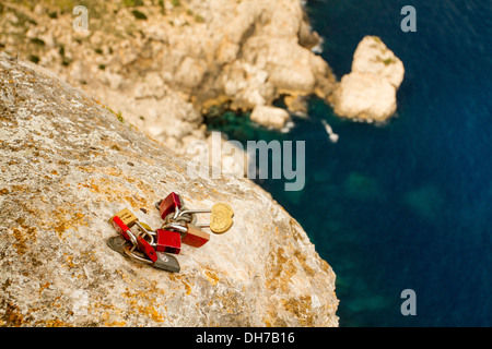 Schlösser der Liebe auf den Klippen der Betrachter Es Colomer, Cap de Formentor, Mallorca, Balearen, Spanien Stockfoto