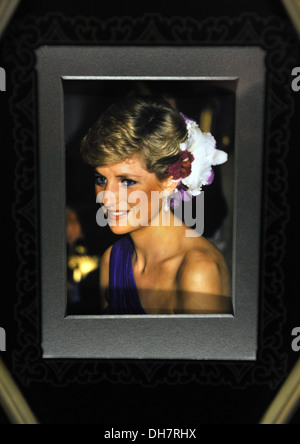 Diana: Einblicke in eine moderne Prinzessin - Fototermin und Presse Sichtweise im Kensington Palace London England - 20.03.12 Stockfoto