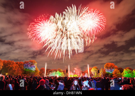 Battersea Park Feuerwerk 2013 in London Stockfoto