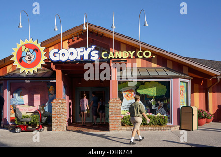 Goofy ist Candy Co. Store Shop im Downtown Disney Marktplatz, Disney World Resort, Orlando Florida Stockfoto