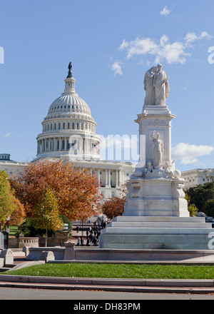 Statue von Trauer und Geschichte des Denkmals auf dem US Capitol Gebäude Gelände - Washington, DC USA Frieden Stockfoto