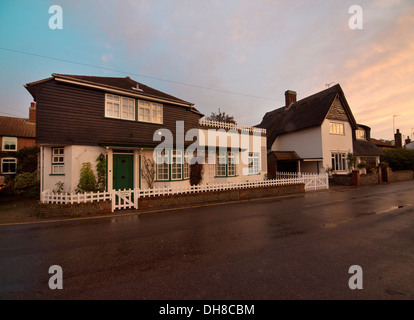 Häuser in der hübschen Suffolk Dorf Walberswick Stockfoto