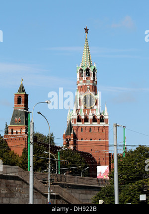 Und Spasski-Turm des Moskauer Kremls Zar Stockfoto