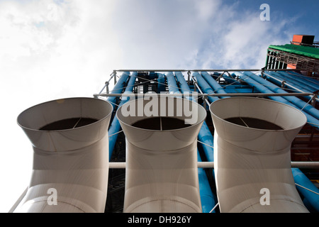 Facade of the Centre Pompidou in Paris, France Stockfoto