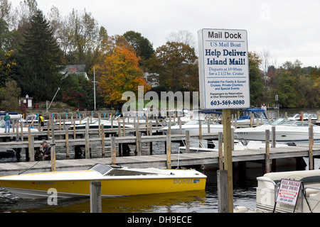 Das Zeichen für das Mail-Dock bei Wolfeboro, am Lake Winnipesaukee in New Hampshire, USA Stockfoto